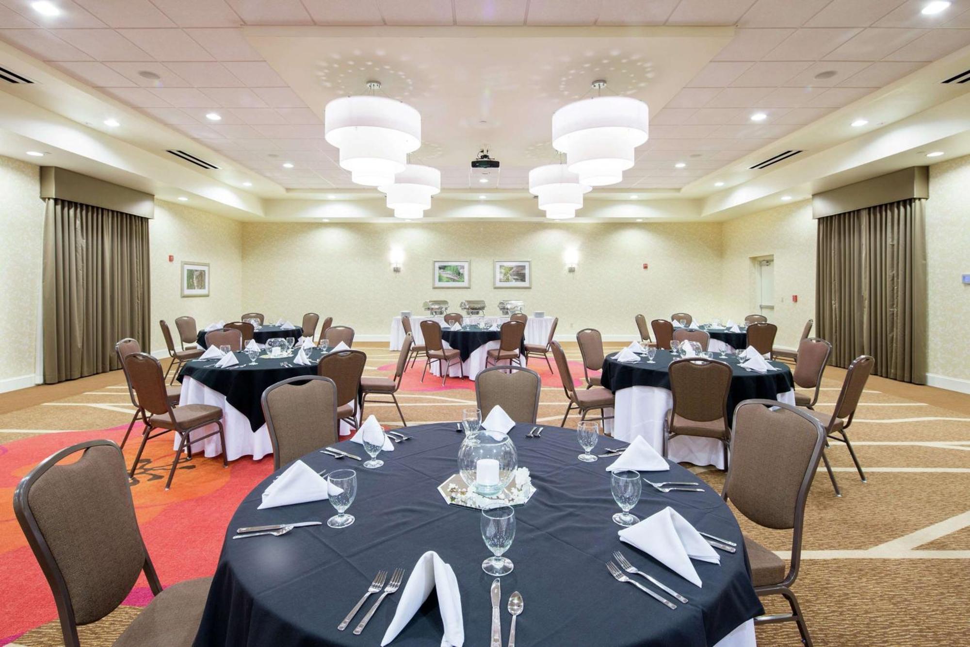 Hilton Garden Inn Pascagoula Exterior photo